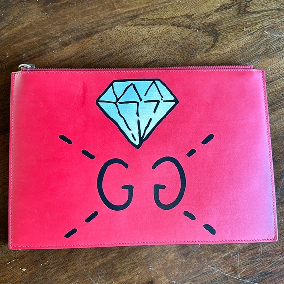 Limited Edition GUCCI GHOST RED CALFSKIN LEATHER DIAMOND GG Clutch Bag - Picture 2 of 5
